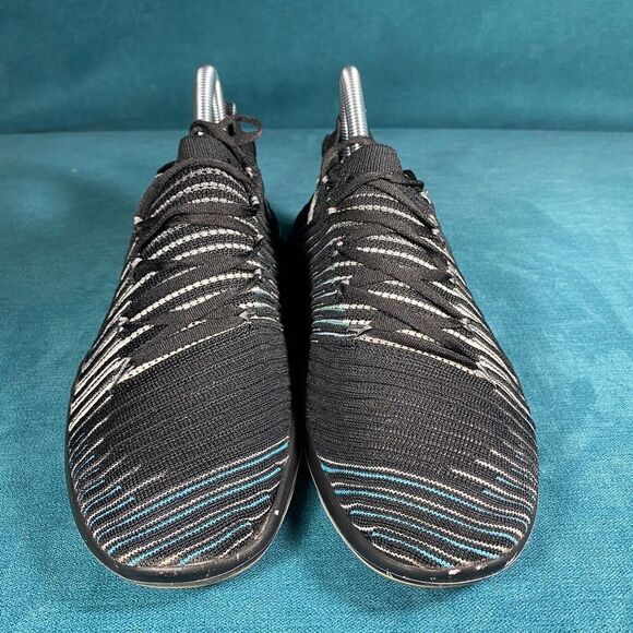 Size 6.5 - Women’s Nike Free Run Flyknit shoes - Picture 4 of 8